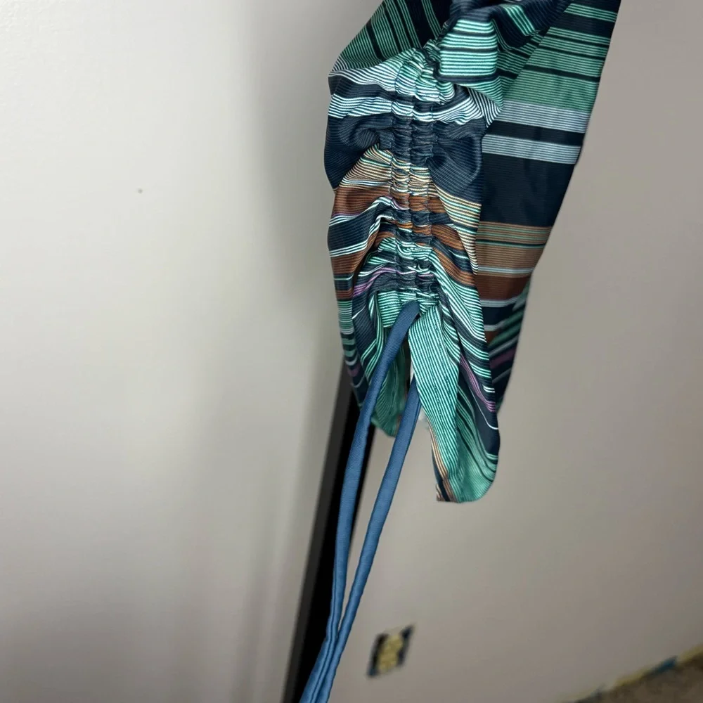 Prana Moorea Women's Tankini Swimsuit Top Size Medium Flawed - Picture 5 of 10